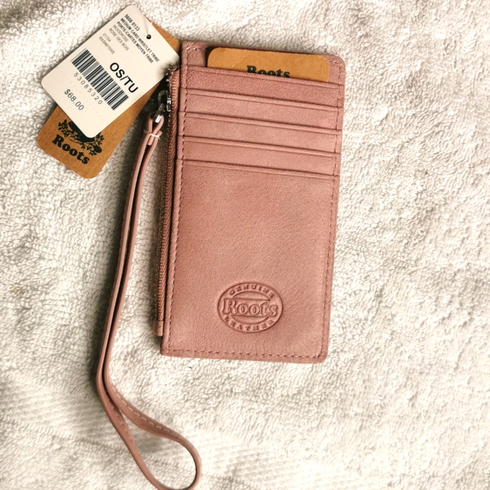 Roots Wrist wallet rose color